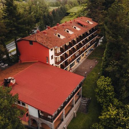Milionis Forest Hotel Grevena Exterior photo