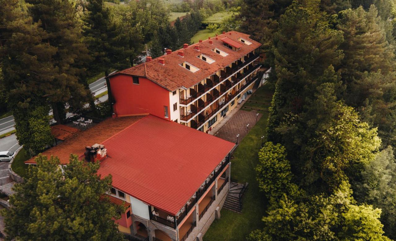 Milionis Forest Hotel Grevena Exterior photo