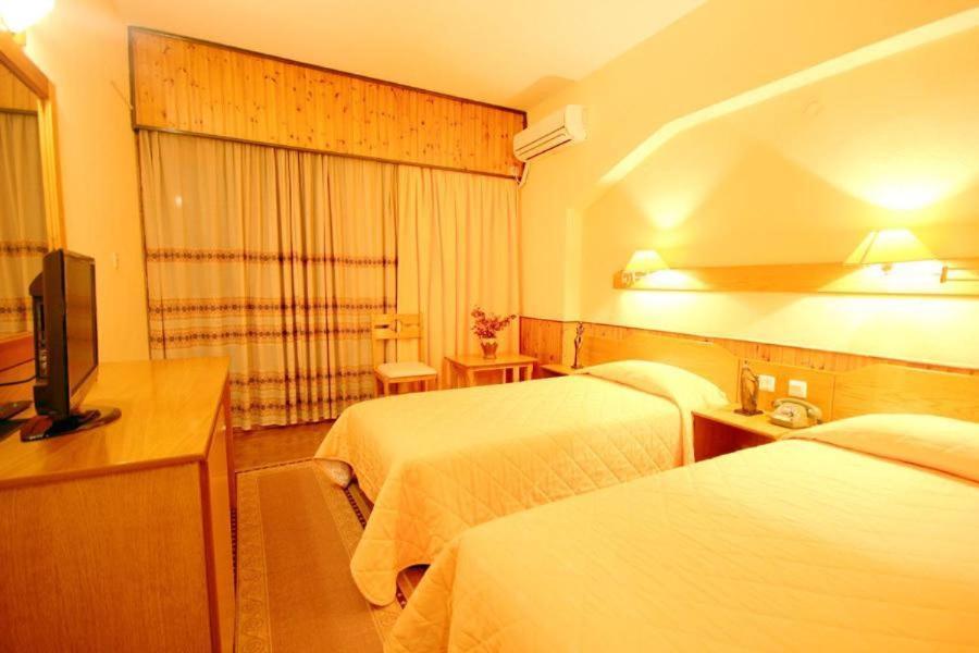 Milionis Forest Hotel Grevena Exterior photo